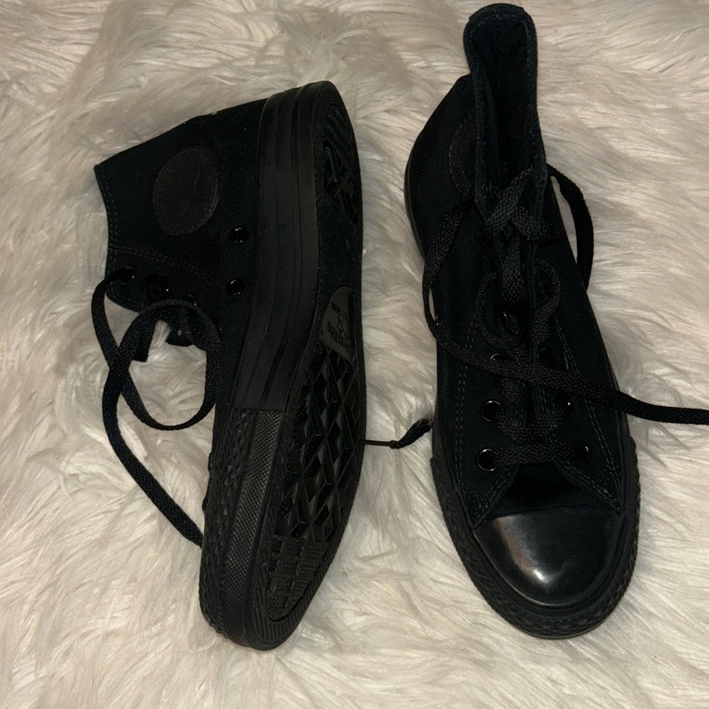 all black converse